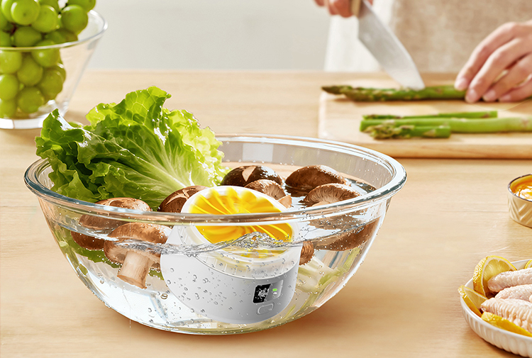 央视曝光剧毒农药蔬菜！你还敢这样洗菜吗？